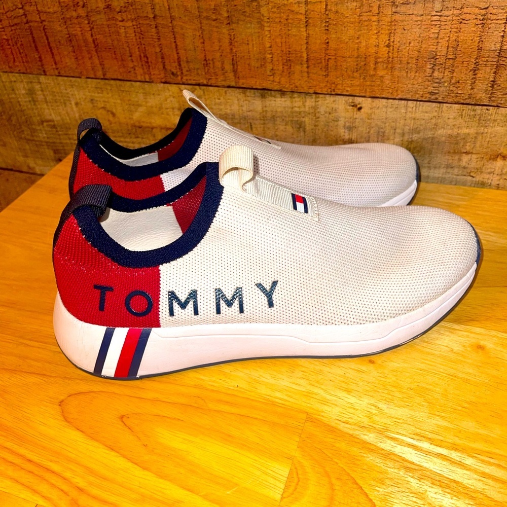 Tommy Hilfiger athletic sneakers